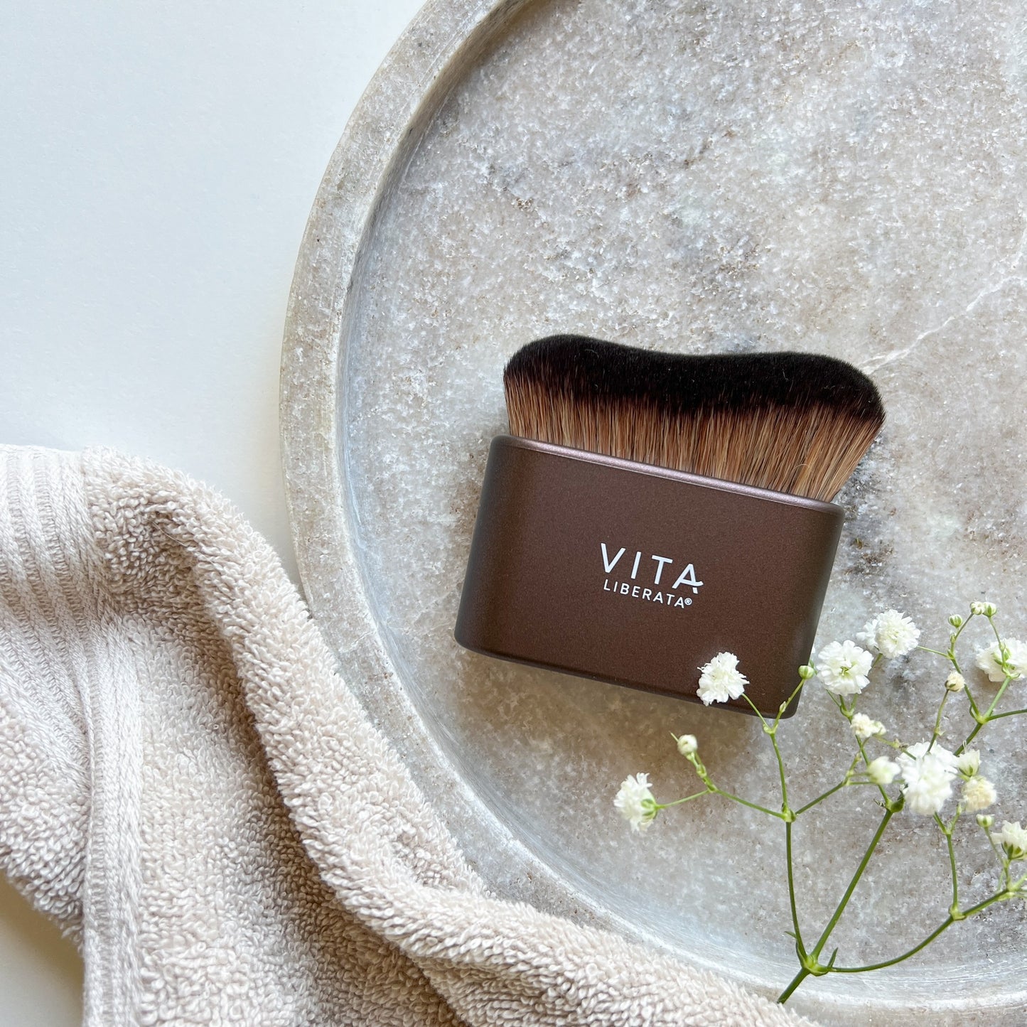 VITA LIBERATA BODY TANNING BRUSH